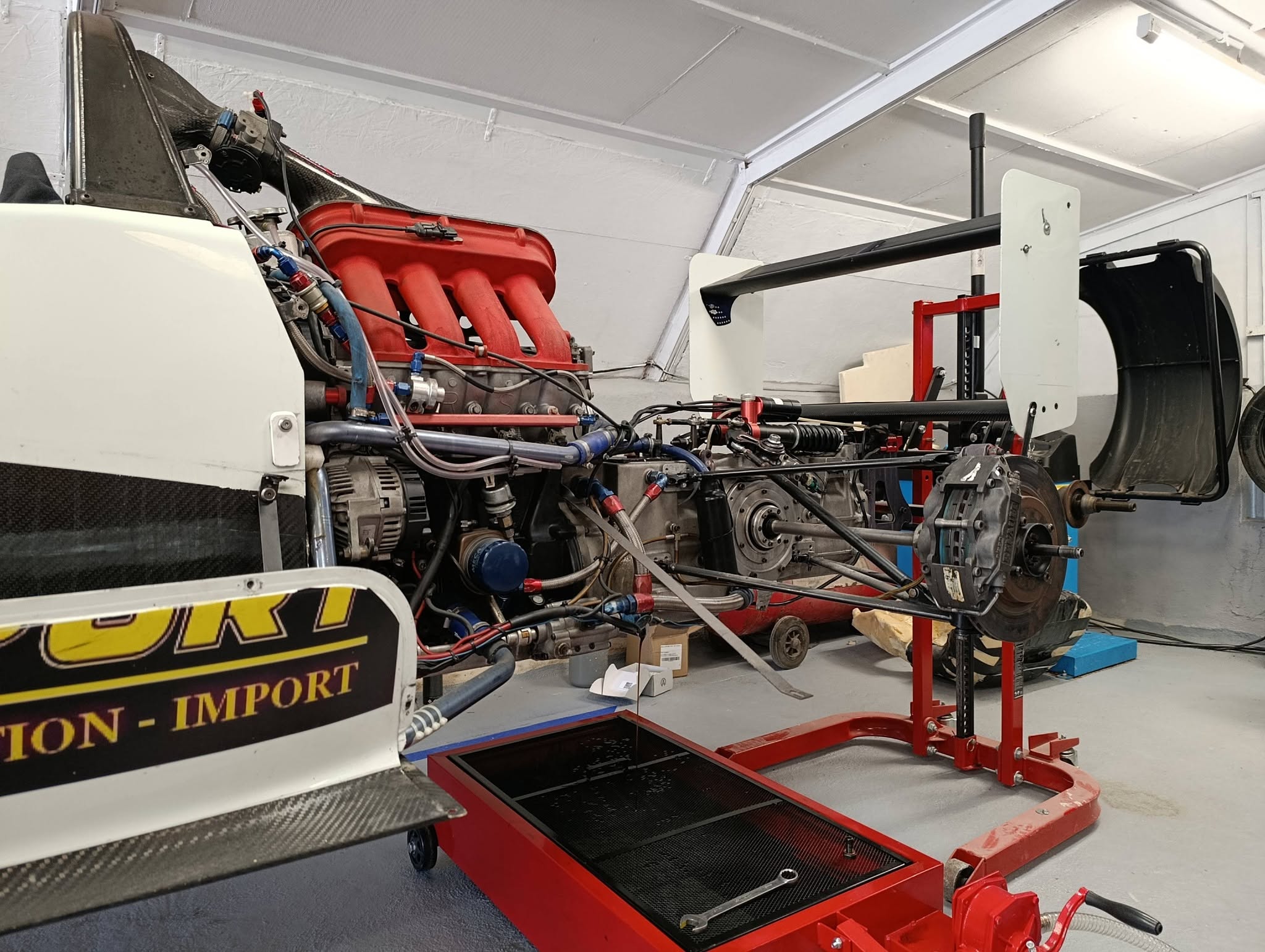 Formule Renault, moteur et liaison au sol en préparation